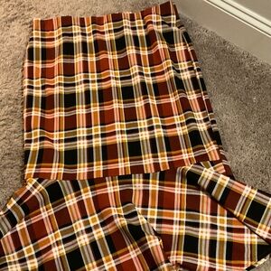 Chic Plaid Pencil Skirt in Red and Black